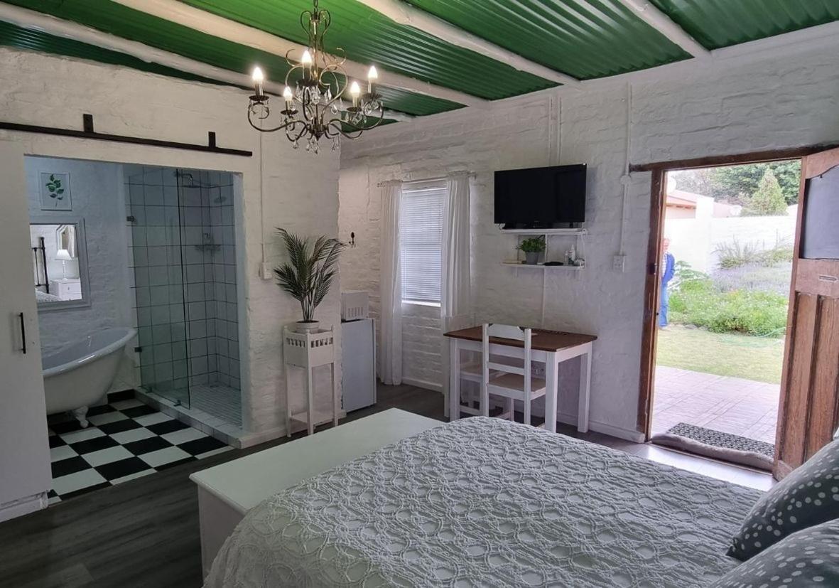 Rietjiesbos Self Catering Hotel Graaff Reinet Exterior photo